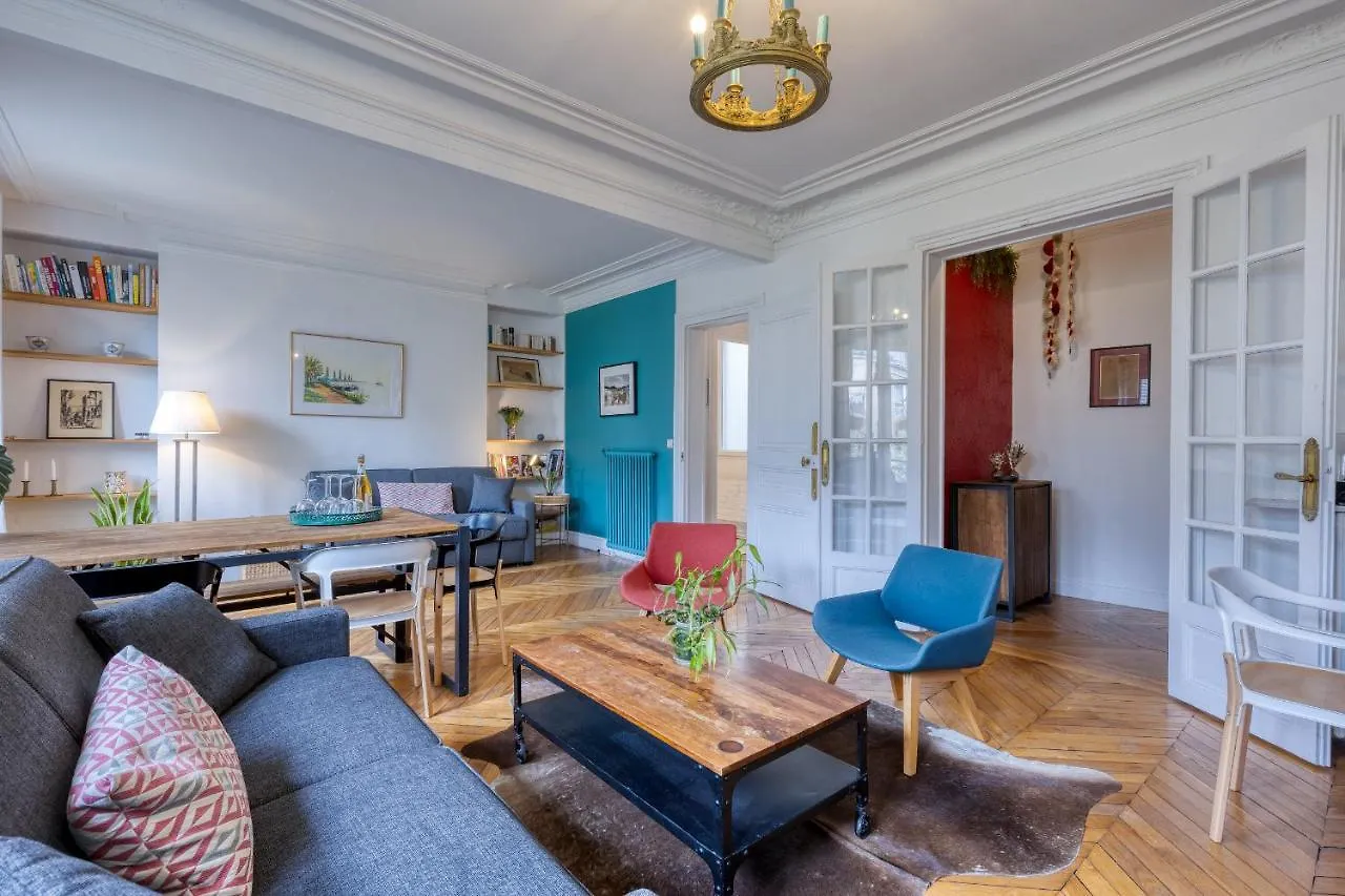 Bed and Breakfast Dans Les Arbres A Montmartre Paryż